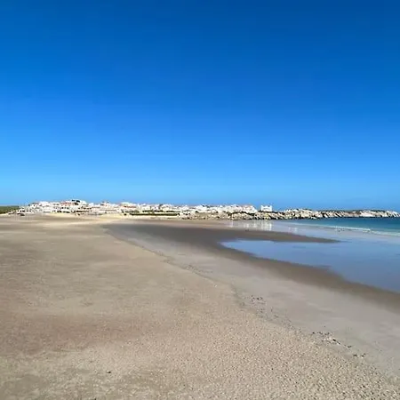 Wave - House, בית נופש