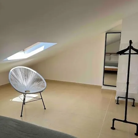 Wave - House, בית נופש